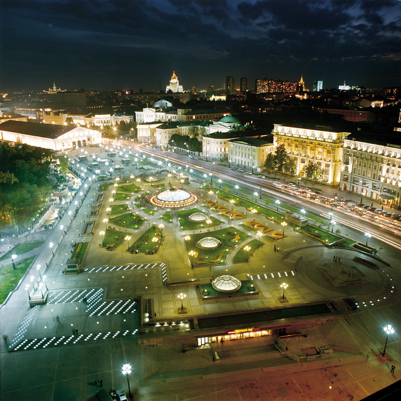 Сколько улиц и площадей в москве